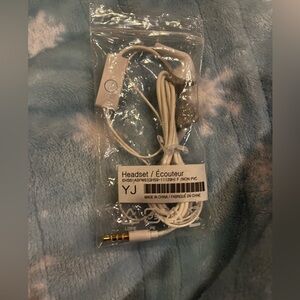 Samsung Wired headset with Microphone
